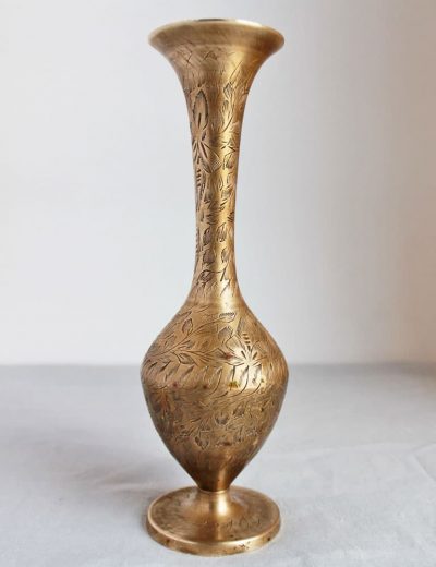 Žalvarinė vaza "Aria"